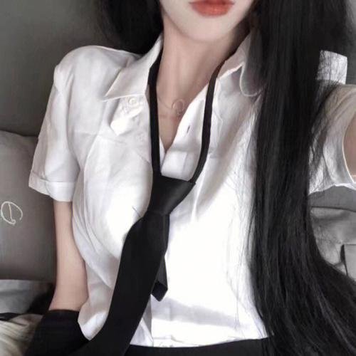 热辣滚烫之80小辣媳