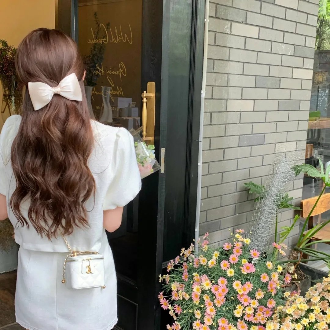 小雁与吴爱丽